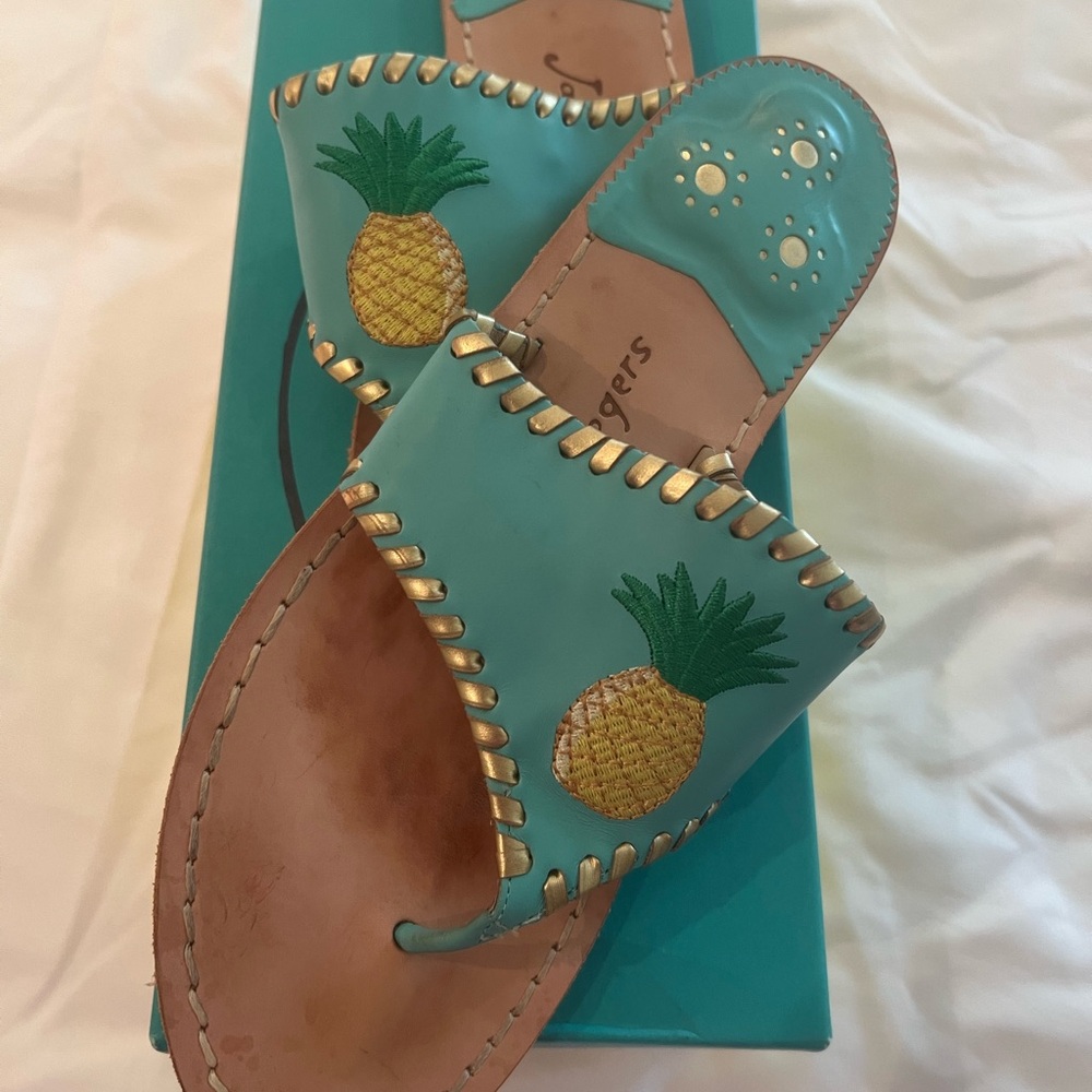 Jack Roger's Size 9.5 Pineapple Embroidered Women's Sandals